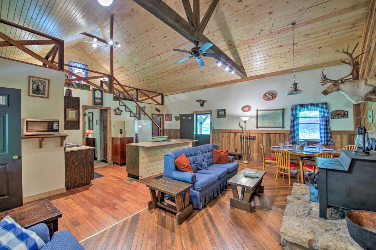 Waters Edge Retreat With Deck On Patoka Lake! Taswell Exterior photo